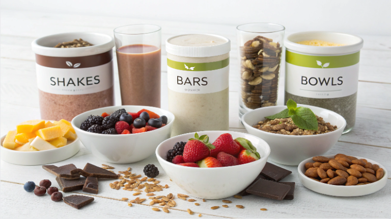 Convenience and Nutrition: The Power of Meal Replacements