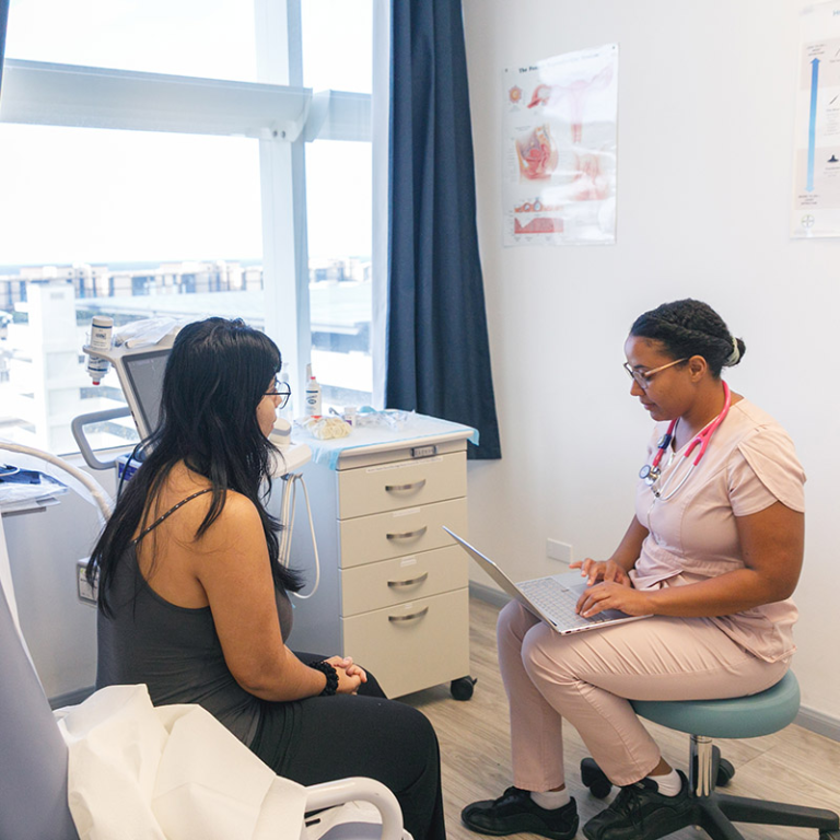 What to Expect When Consulting a Gynecologist for Birth Control